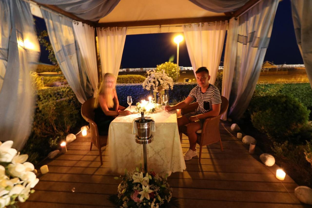 Majestic Beach Hotel & Wellness บิบิโอเน ภายนอก รูปภาพ