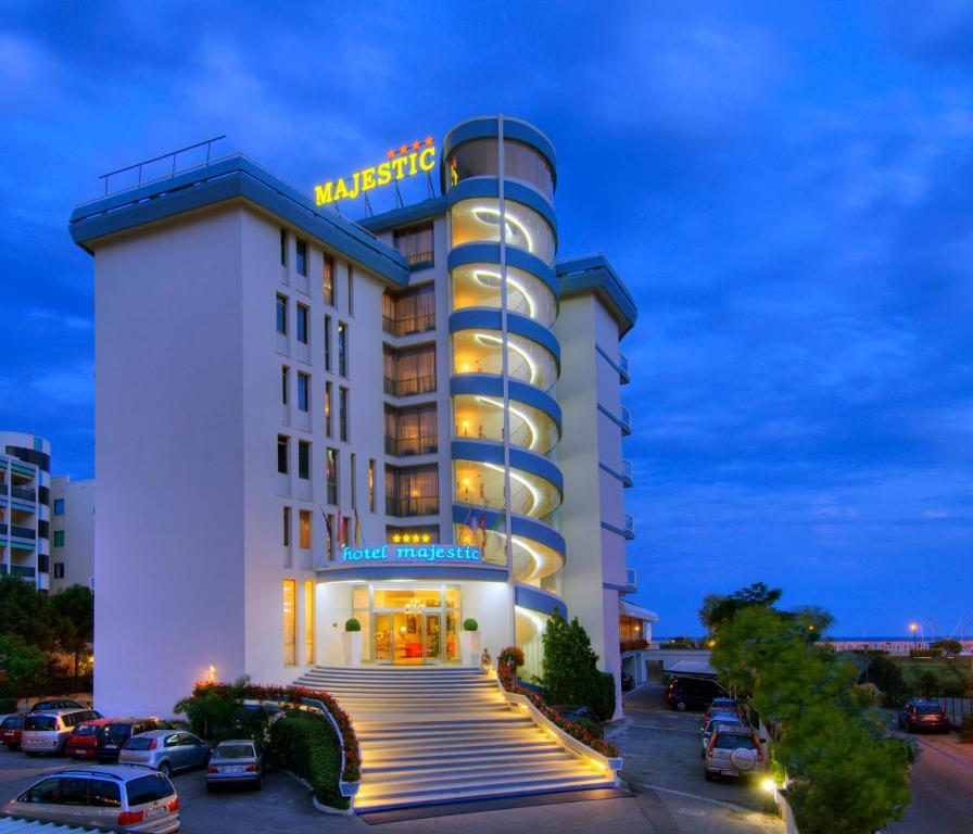 Majestic Beach Hotel & Wellness บิบิโอเน ภายนอก รูปภาพ