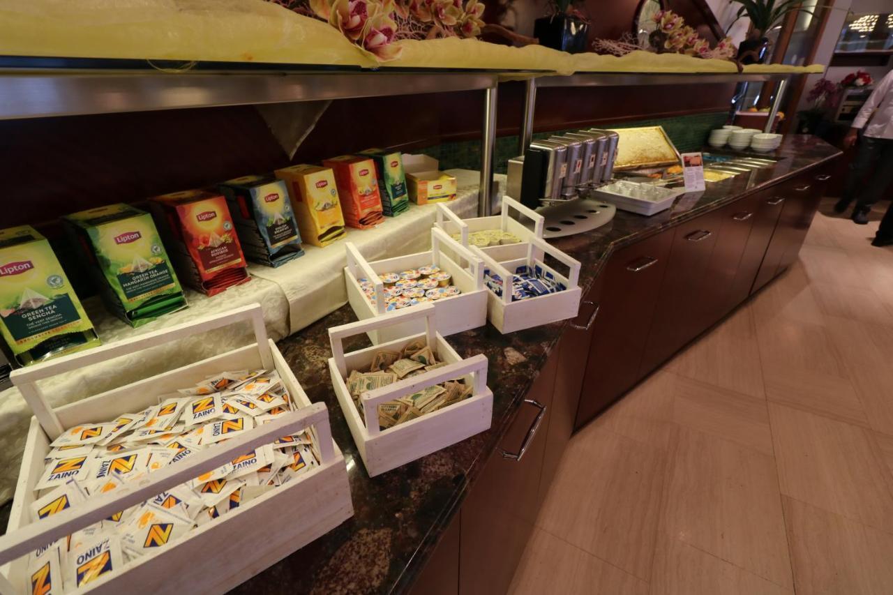 Majestic Beach Hotel & Wellness บิบิโอเน ภายนอก รูปภาพ