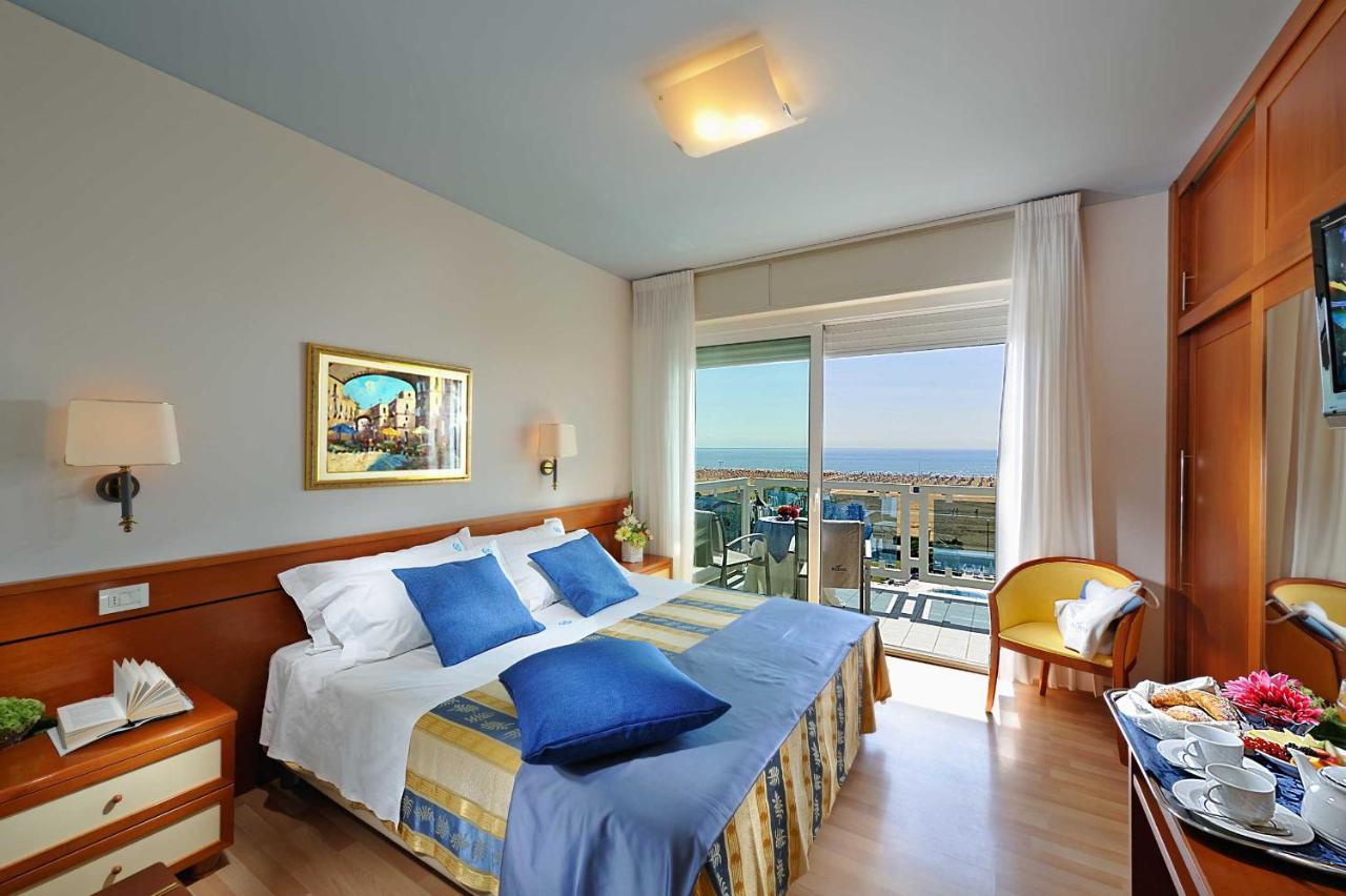 Majestic Beach Hotel & Wellness บิบิโอเน ภายนอก รูปภาพ